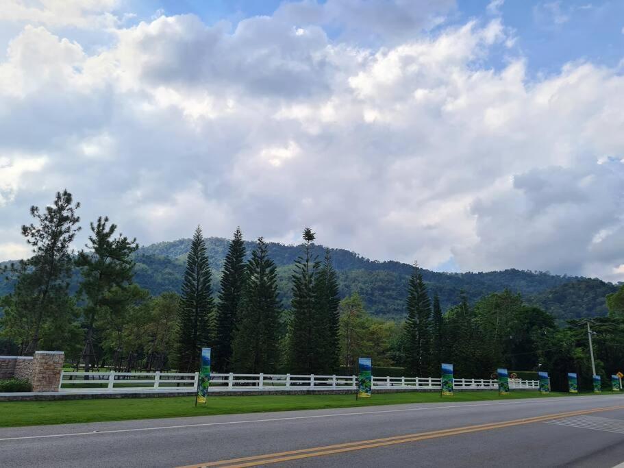 Apartament Baan Khaoyai Cozy Ban Tha Maprang Zewnętrze zdjęcie
